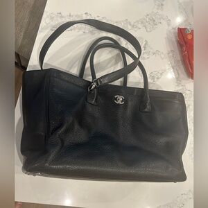 Chanel Cerf tote black leather, silver hardware